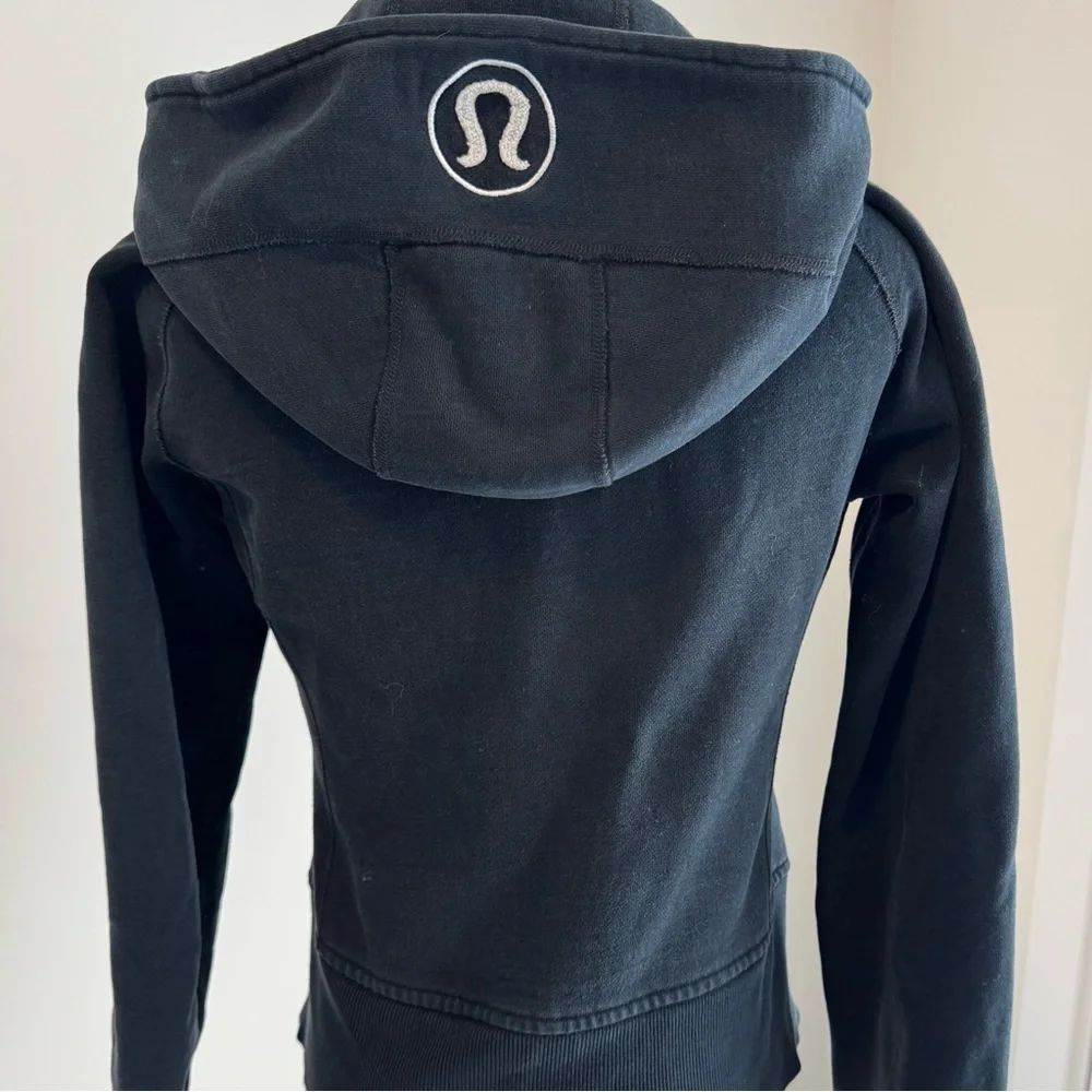 Lululemon - Black Zip-Up Hoodie - Picture 3 of 7